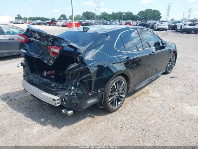 2018 TOYOTA CAMRY XSE V6 4