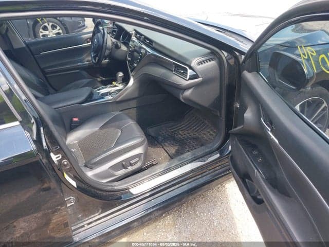 2018 TOYOTA CAMRY XSE V6 5