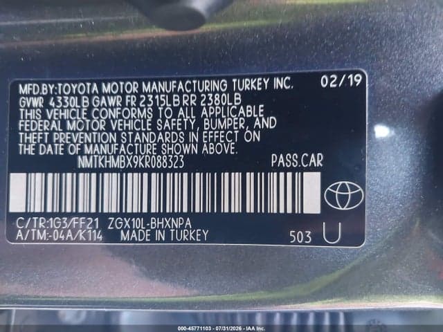 2019 TOYOTA C-HR XLE 9