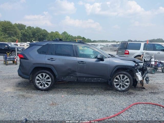 2025 TOYOTA RAV4 XLE PREMIUM 13
