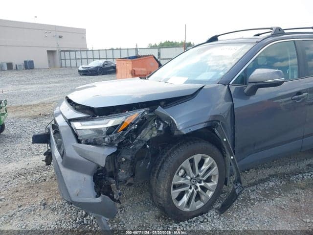 2025 TOYOTA RAV4 XLE PREMIUM 6