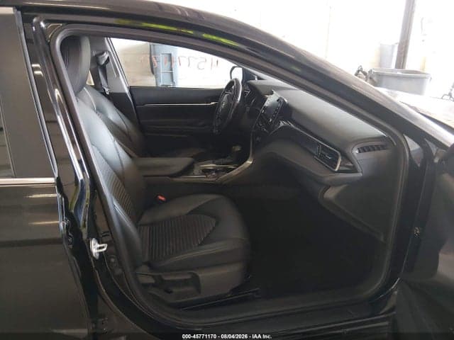 2021 TOYOTA CAMRY SE 5
