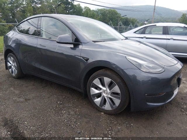 2023 TESLA MODEL Y 1