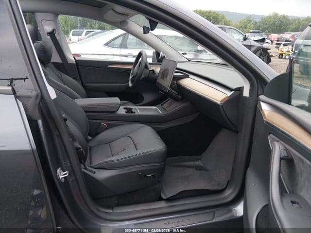 2023 TESLA MODEL Y 5