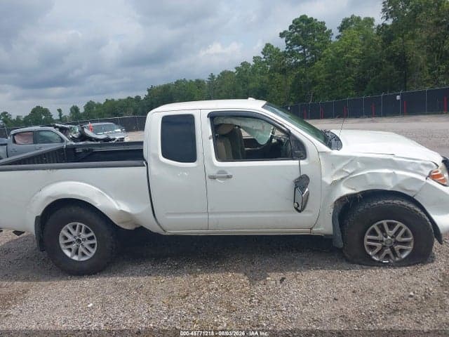 2017 NISSAN FRONTIER SV 13