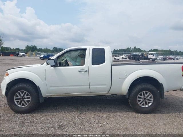 2017 NISSAN FRONTIER SV 14