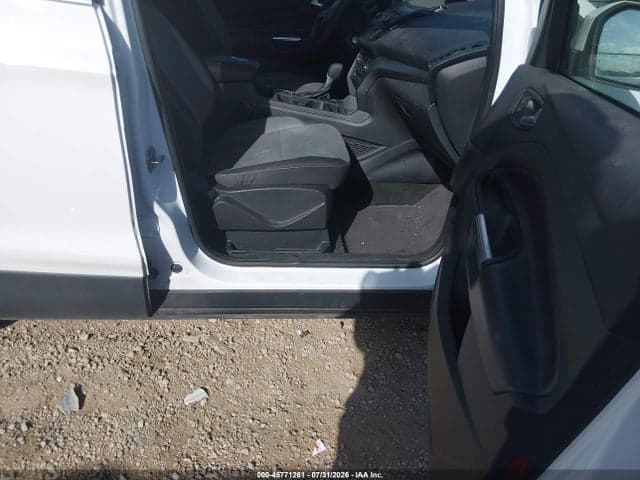 2017 FORD ESCAPE SE 5