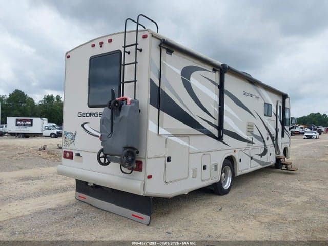 2019 FORD F53 4