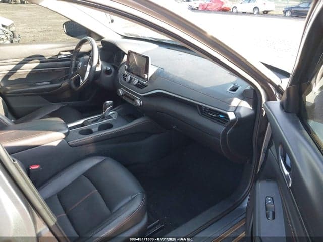 2019 NISSAN ALTIMA 2.5 SR 5