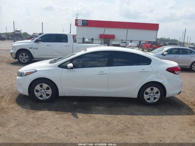 2017 KIA FORTE LX 14