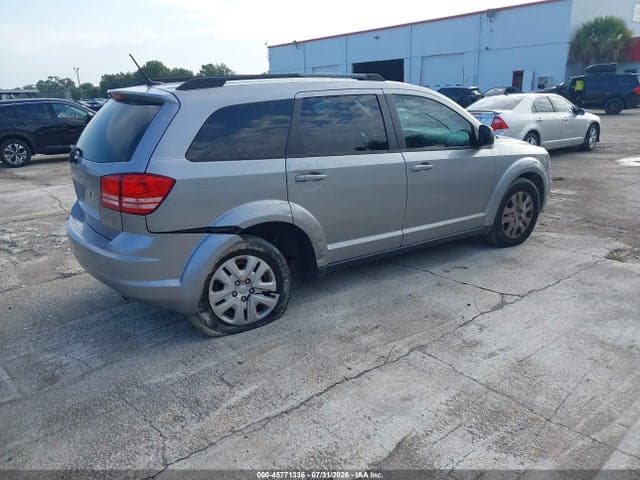 2018 DODGE JOURNEY SE 4