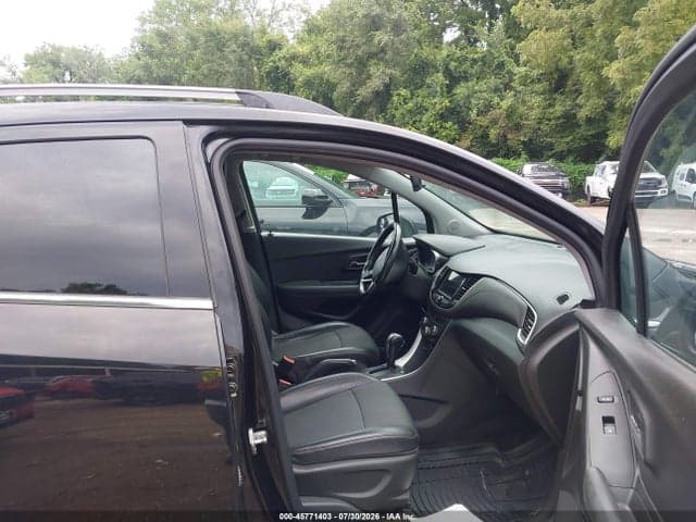 2019 CHEVROLET TRAX LT 5