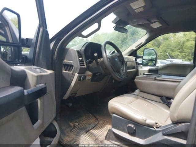 2020 FORD F-550 CHASSIS XL 7