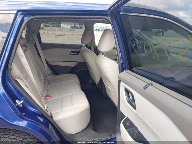 2021 NISSAN ROGUE 8