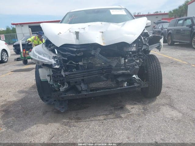 2021 NISSAN KICKS SV XTRONIC CVT 12