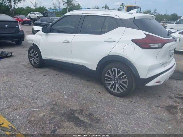 2021 NISSAN KICKS SV XTRONIC CVT 3