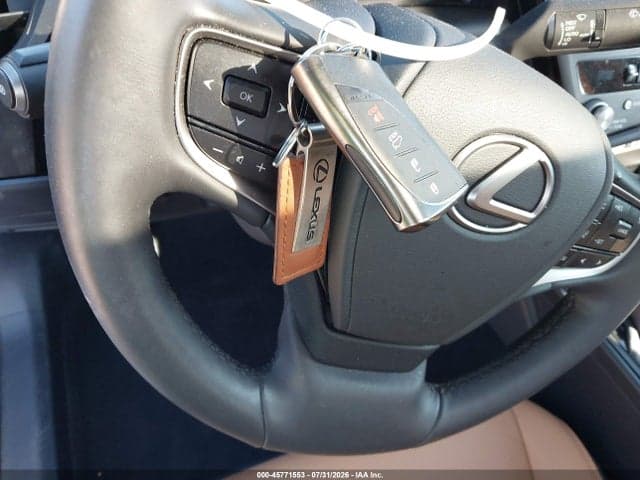 2025 LEXUS ES 300H 11