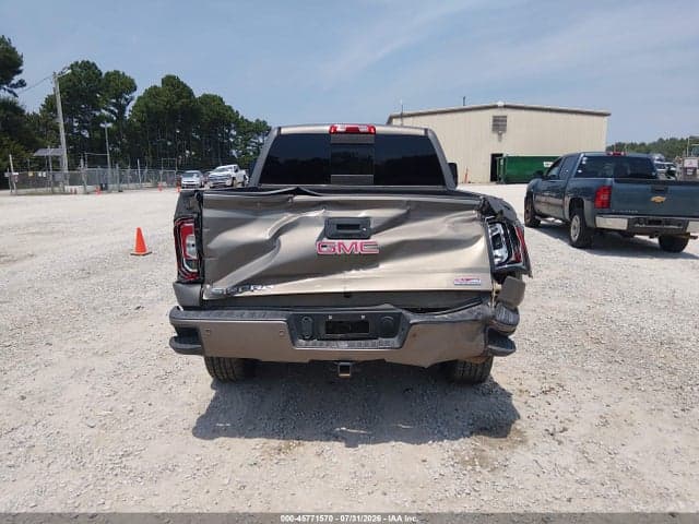 2017 GMC SIERRA 1500 SLT 16