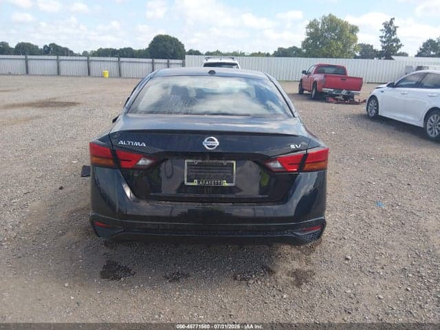 2021 NISSAN ALTIMA SV FWD 16