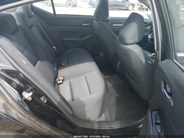 2021 NISSAN ALTIMA SV FWD 8