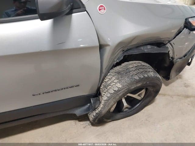 2017 JEEP CHEROKEE TRAILHAWK 17