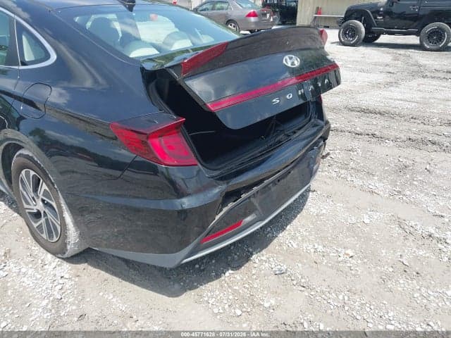 2021 HYUNDAI SONATA BLUE 17