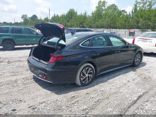 2021 HYUNDAI SONATA BLUE 4