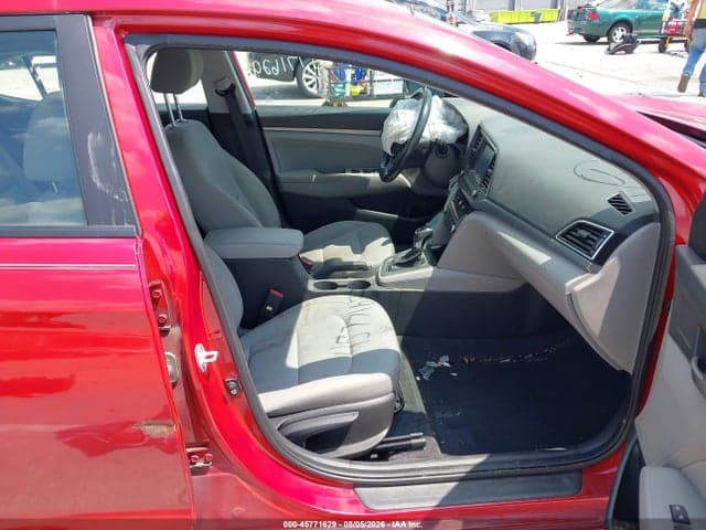 2017 HYUNDAI ELANTRA SE 5
