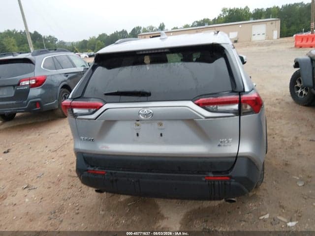 2025 TOYOTA RAV4 HYBRID XLE 16