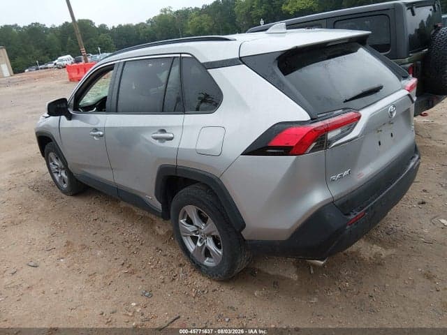 2025 TOYOTA RAV4 HYBRID XLE 3