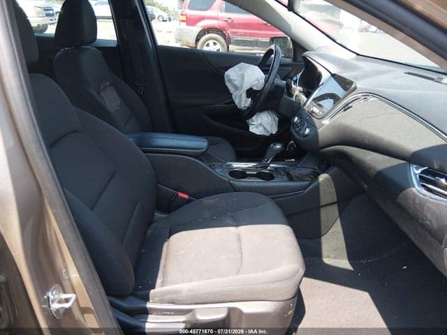2018 CHEVROLET MALIBU LT 5