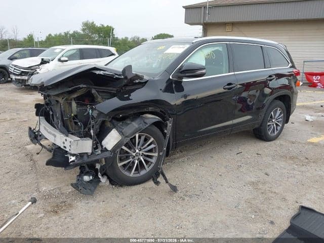 2017 TOYOTA HIGHLANDER XLE 2