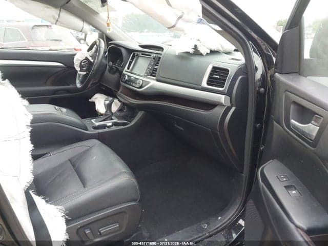 2017 TOYOTA HIGHLANDER XLE 5