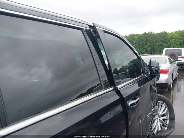 2021 GMC YUKON XL 4WD DENALI 21