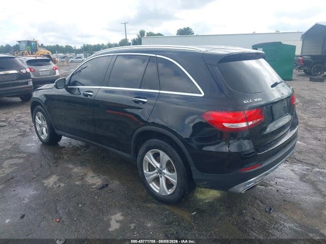 2018 MERCEDES-BENZ GLC 300 4MATIC 3