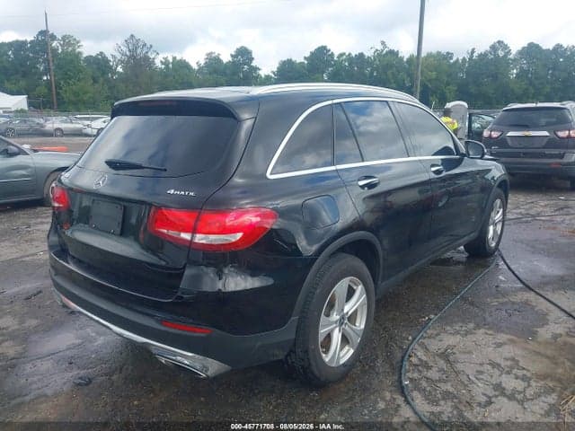 2018 MERCEDES-BENZ GLC 300 4MATIC 4