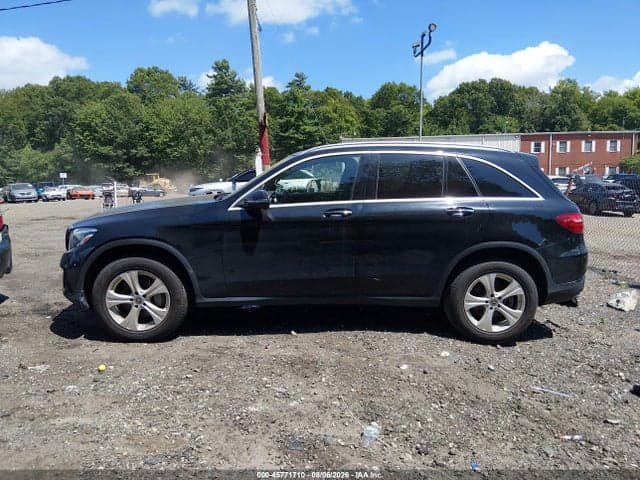 2018 MERCEDES-BENZ GLC 300 4MATIC 14