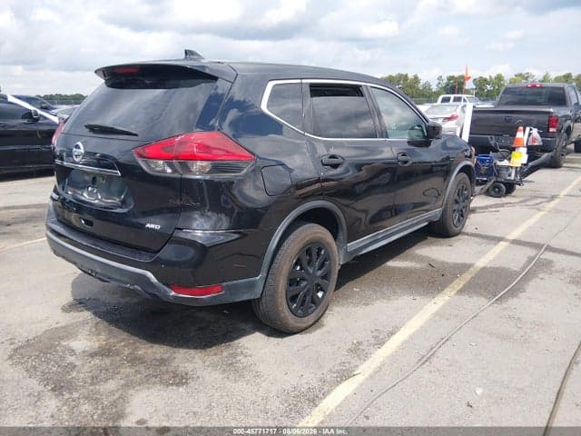 2017 NISSAN ROGUE S 4