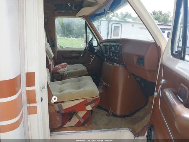 1981 FORD ECONOLINE E350 CUTAWAY VAN 5