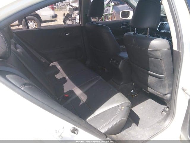 2017 HONDA ACCORD HYBRID EX-L 8