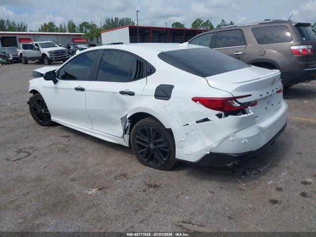 2026 TOYOTA CAMRY SE 3