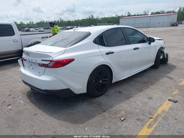 2026 TOYOTA CAMRY SE 4