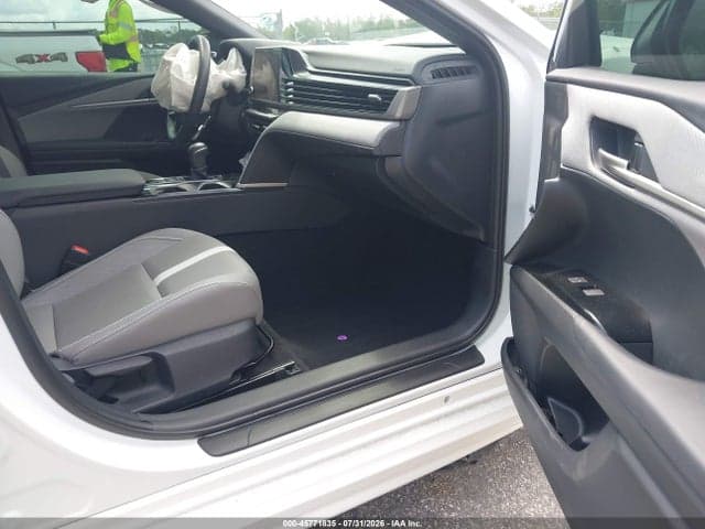 2026 TOYOTA CAMRY SE 5