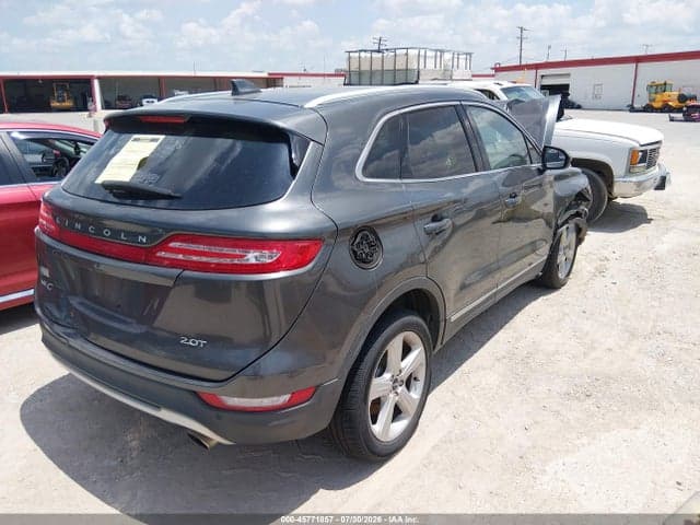 2017 LINCOLN MKC PREMIERE 4