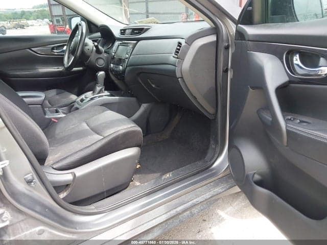 2018 NISSAN ROGUE SV 5