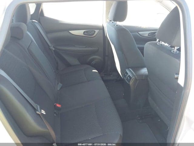 2019 NISSAN ROGUE SPORT S 8