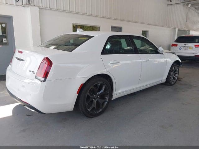 2021 CHRYSLER 300 300S 4