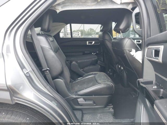 2023 FORD EXPLORER ST 8