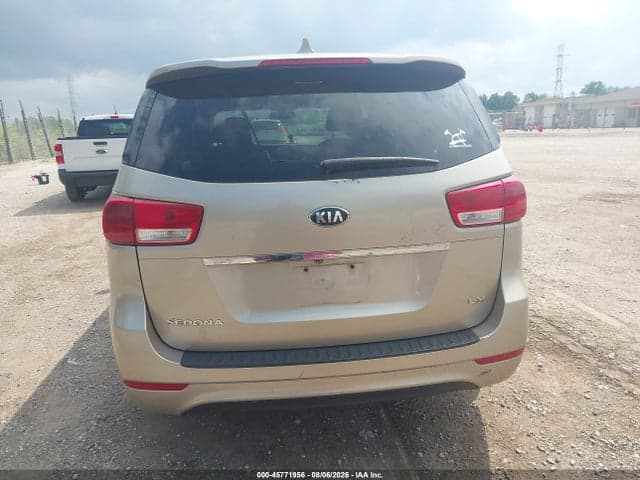 2017 KIA SEDONA LX 16