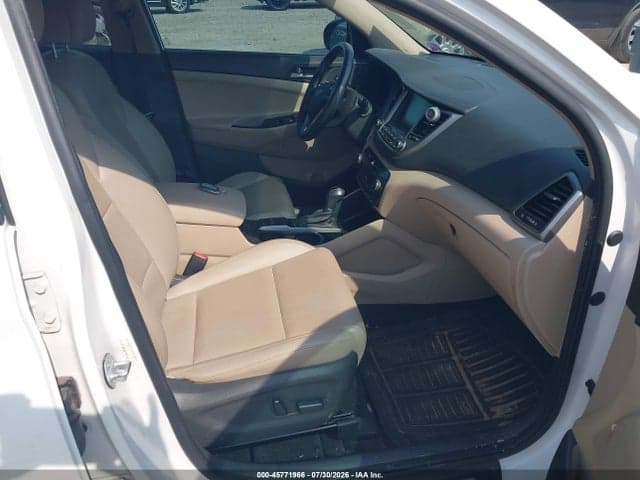 2017 HYUNDAI TUCSON LIMITED 5